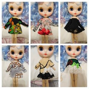 Blythe doll clothes bundle